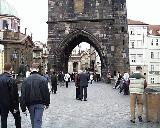 ���̒[�ɂ��铃